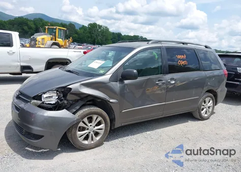 2004 Toyota Sienna Le from USA, damaged, VIN 5TDZA23C74S123058